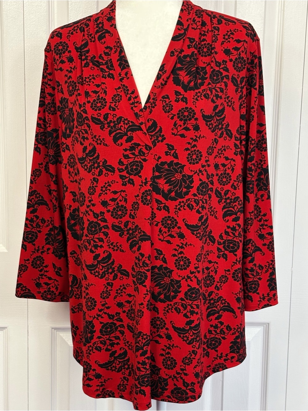 Charter Club Red & Black Floral Print Pleated V-Neck 3/4 Sleeve Blouse XL